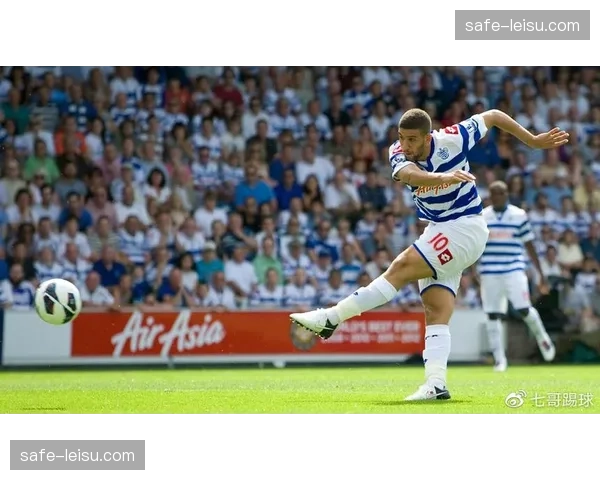 桑德兰进攻端传中成功率仅19% 边路配合缺乏默契